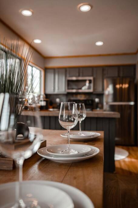 The Family Stone Luxe Cabin Sleeps 12 Hot Tub Dogfriendly Dollywood Pigeon Forge Kültér fotó