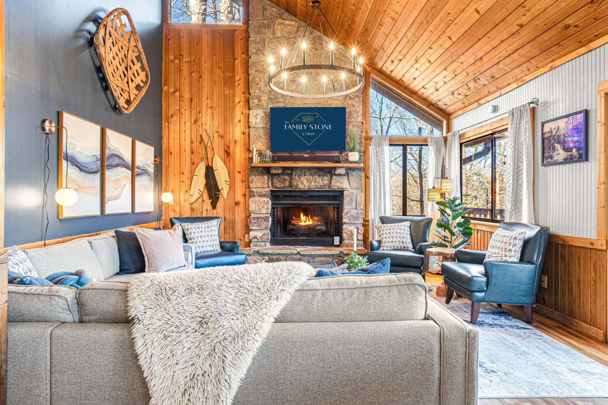 The Family Stone Luxe Cabin Sleeps 12 Hot Tub Dogfriendly Dollywood Pigeon Forge Kültér fotó