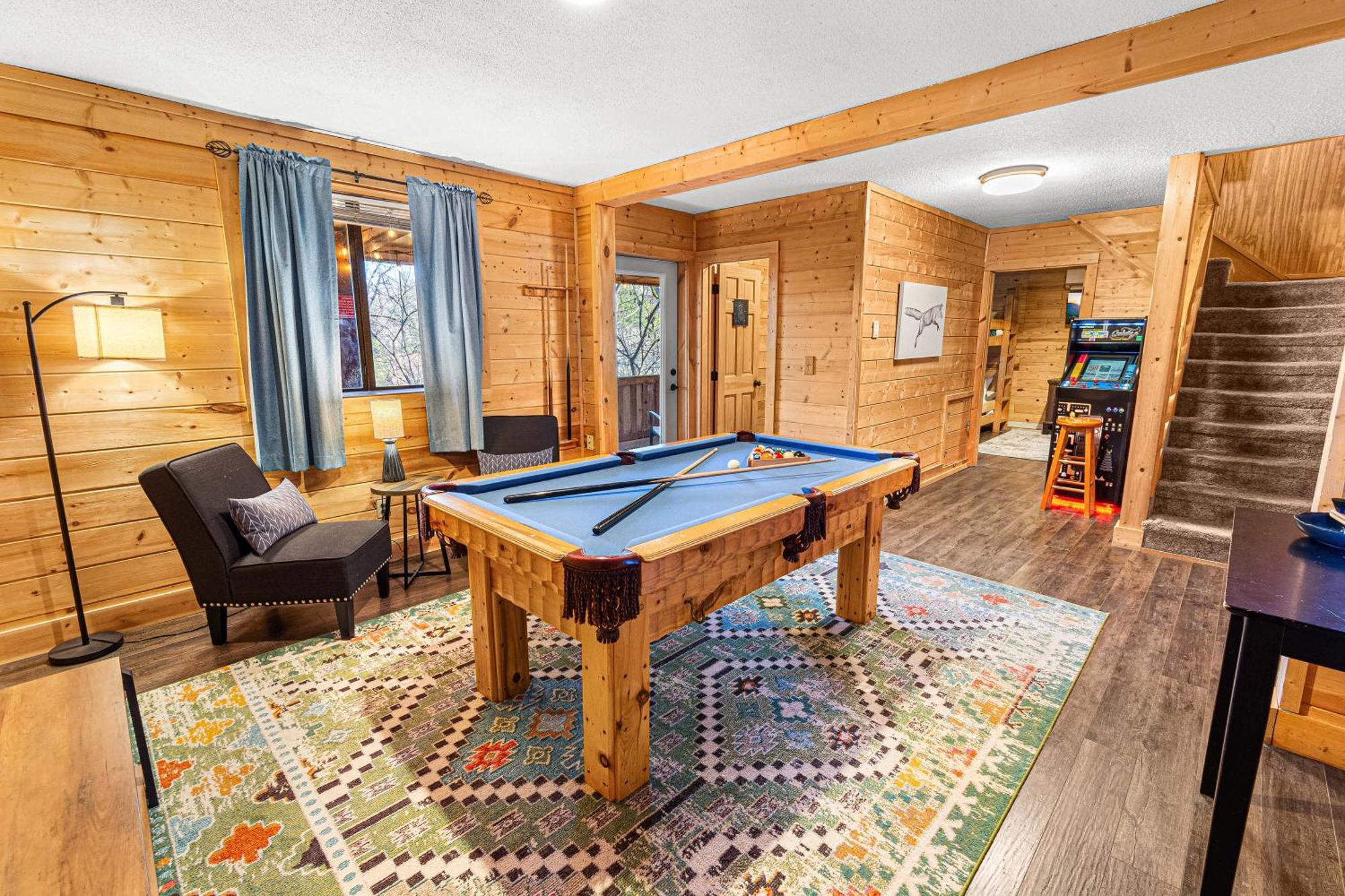 The Family Stone Luxe Cabin Sleeps 12 Hot Tub Dogfriendly Dollywood Pigeon Forge Kültér fotó