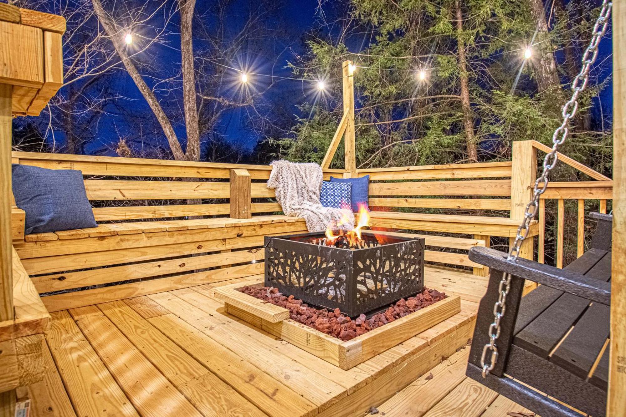The Family Stone Luxe Cabin Sleeps 12 Hot Tub Dogfriendly Dollywood Pigeon Forge Kültér fotó