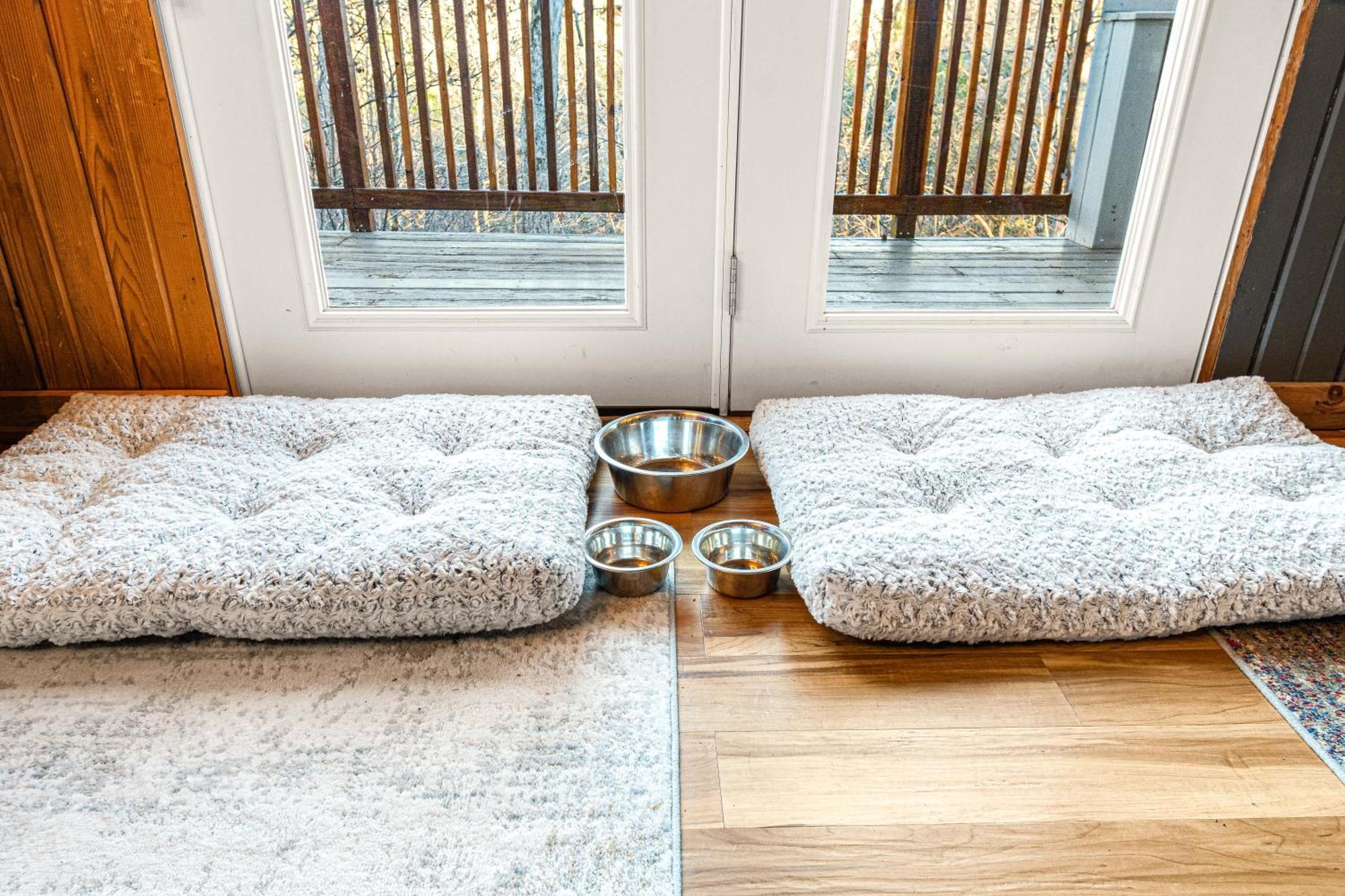 The Family Stone Luxe Cabin Sleeps 12 Hot Tub Dogfriendly Dollywood Pigeon Forge Kültér fotó