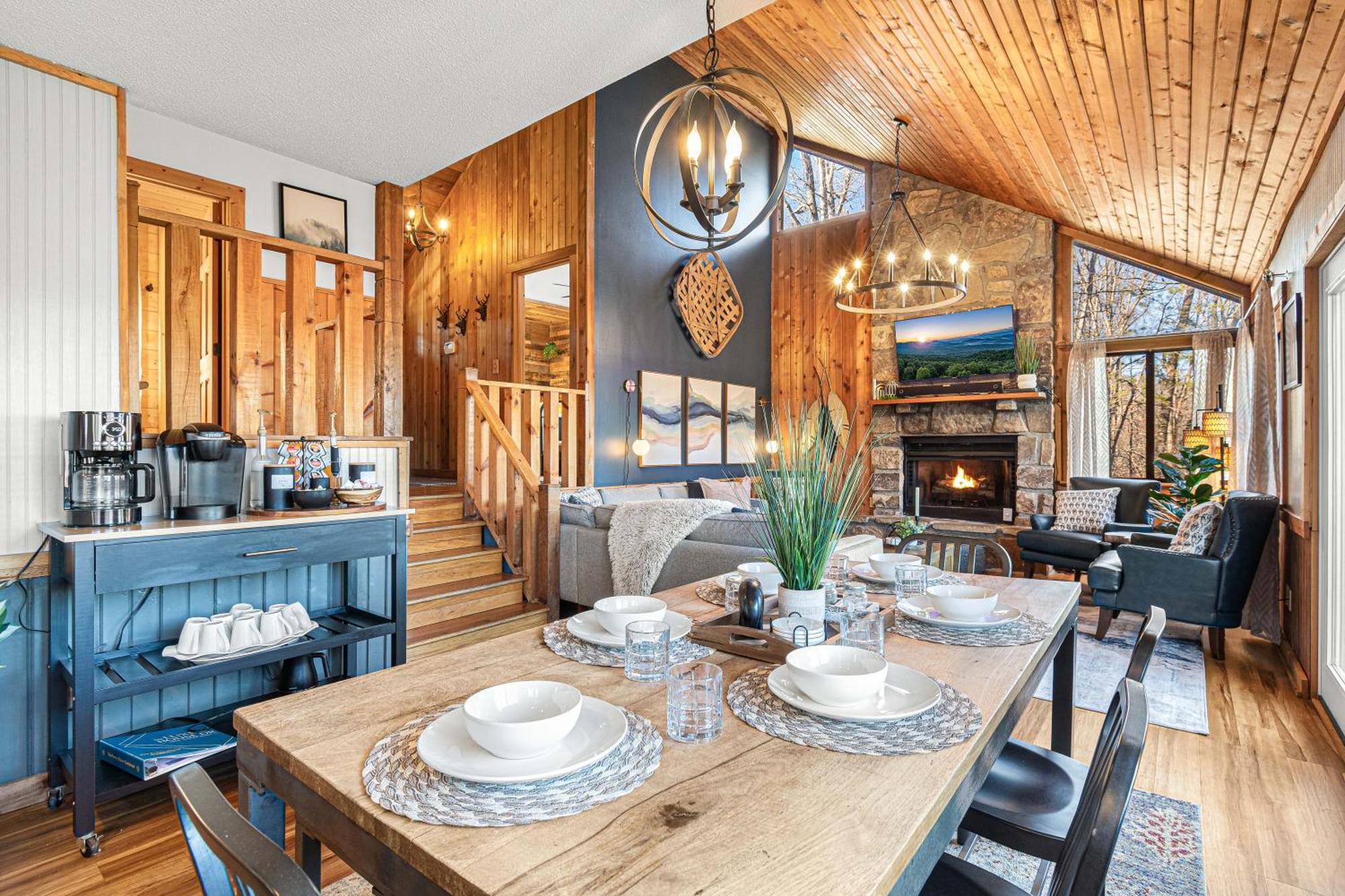 The Family Stone Luxe Cabin Sleeps 12 Hot Tub Dogfriendly Dollywood Pigeon Forge Kültér fotó