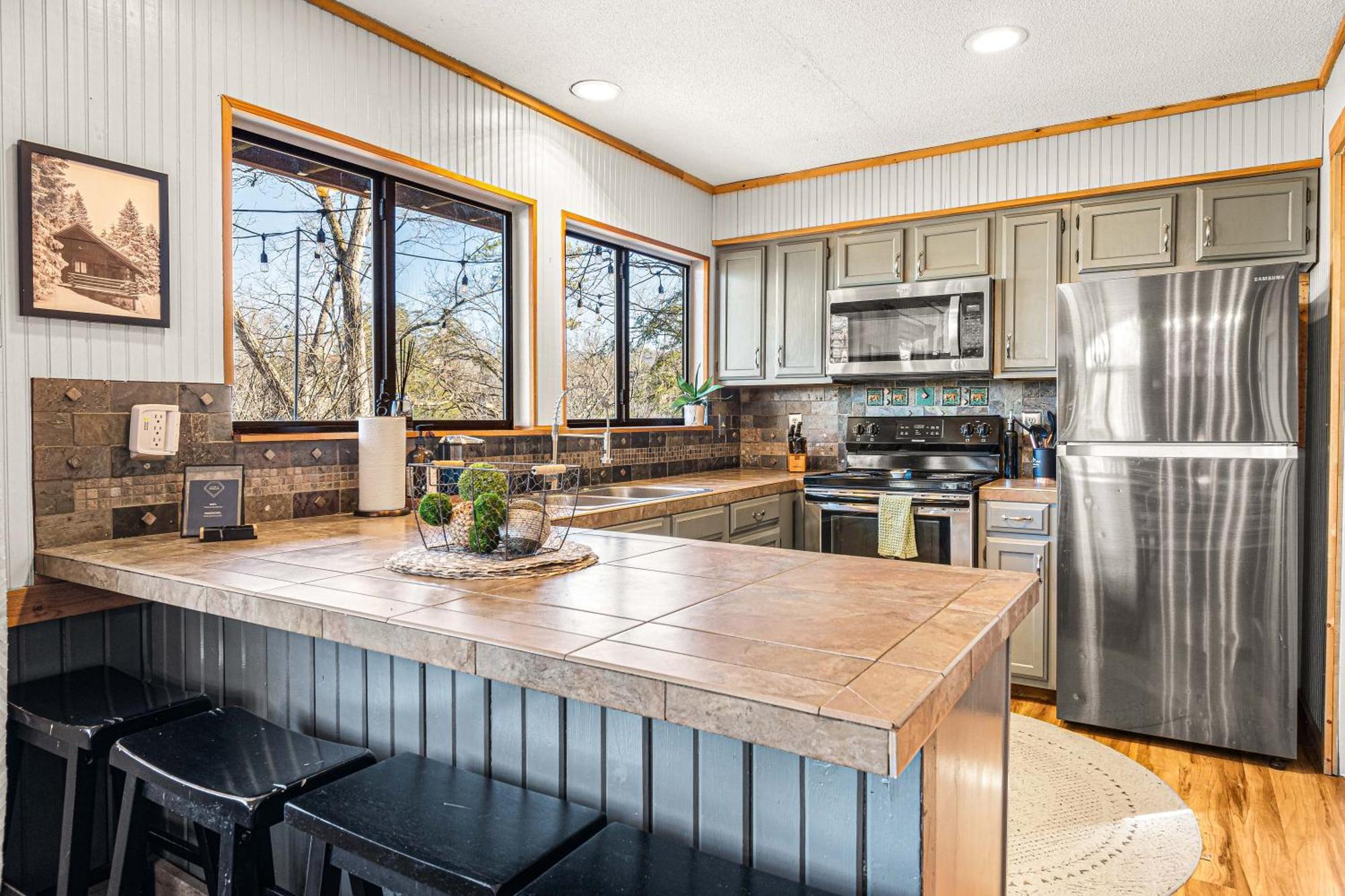 The Family Stone Luxe Cabin Sleeps 12 Hot Tub Dogfriendly Dollywood Pigeon Forge Kültér fotó