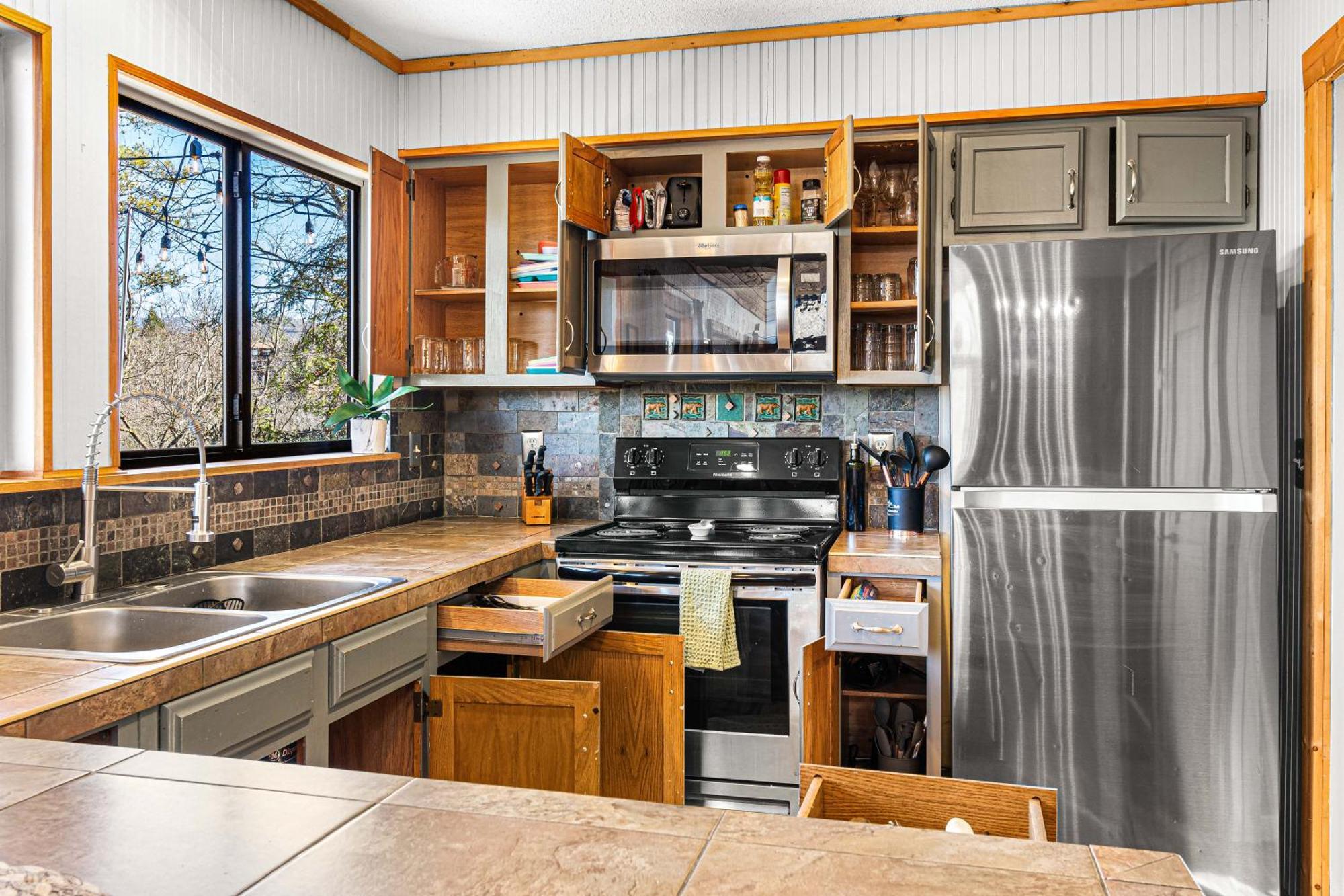 The Family Stone Luxe Cabin Sleeps 12 Hot Tub Dogfriendly Dollywood Pigeon Forge Kültér fotó