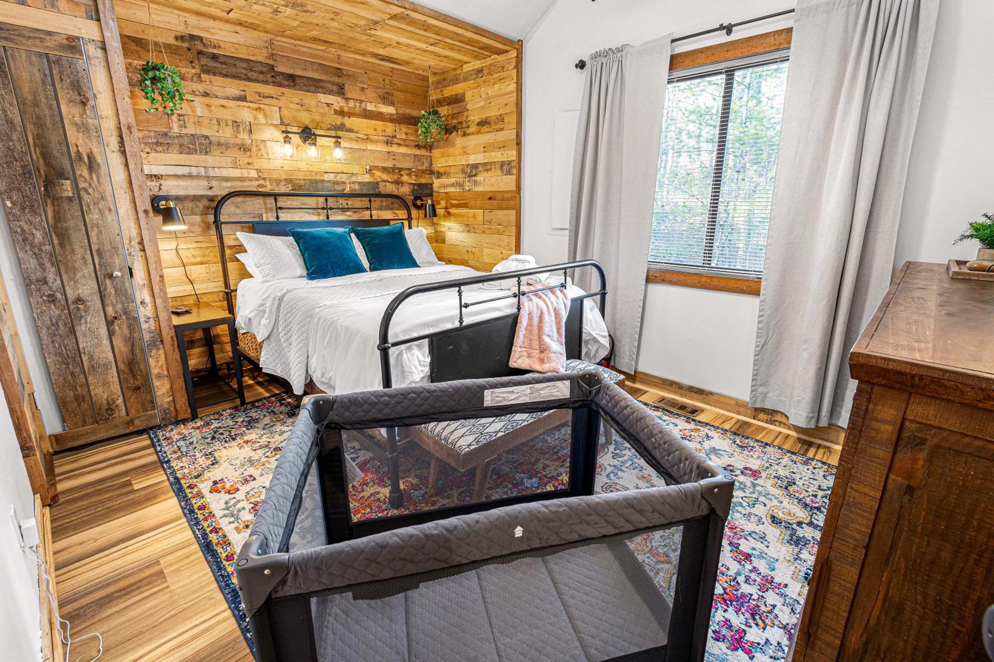 The Family Stone Luxe Cabin Sleeps 12 Hot Tub Dogfriendly Dollywood Pigeon Forge Kültér fotó